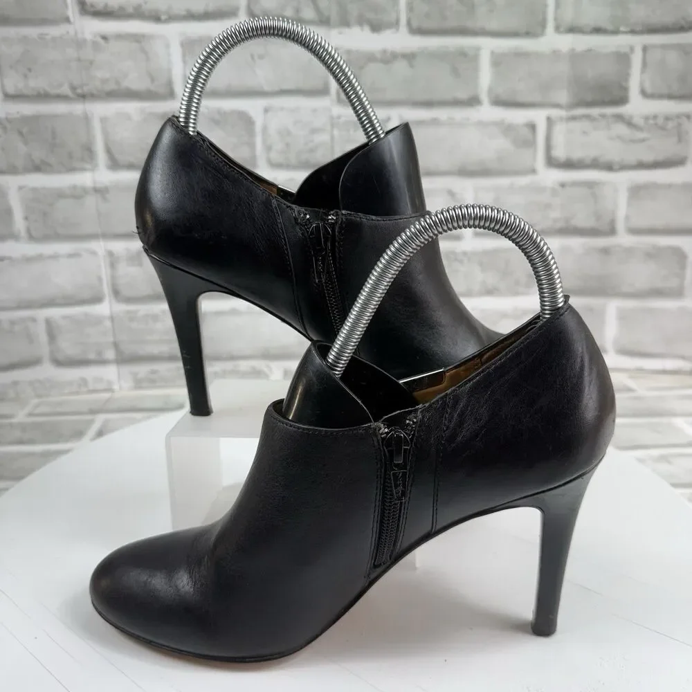 Coach Seneca Women's Size 8.5 Black Leather Heeled Ankle Round Toe Booties